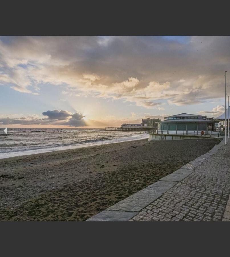 Cranwell Court Seaview Rooms And Apartments Aberystwyth Exterior photo